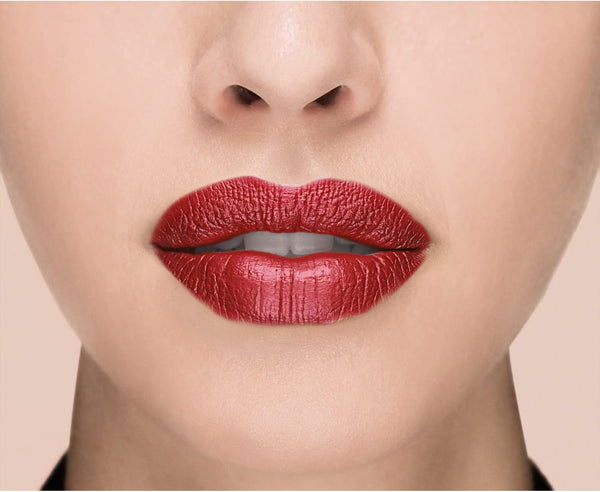 Globe Trotter L'Oreal Paris 203 Magnetize Rouge Signature Metallic Liquid Lipstick