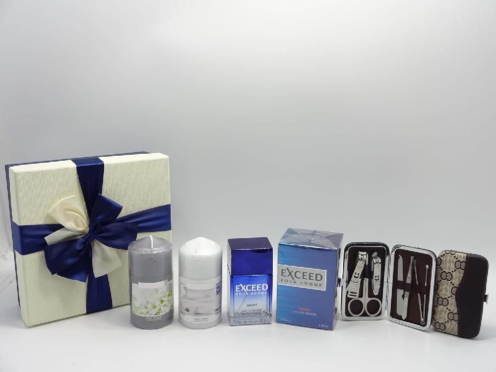 globe trotter Luxury Fathers Day Gift Set For Men Exceed 100ml EDT For Men 2pc Scented Candles 7pc Manicure Tool Kit Gift Set For Him