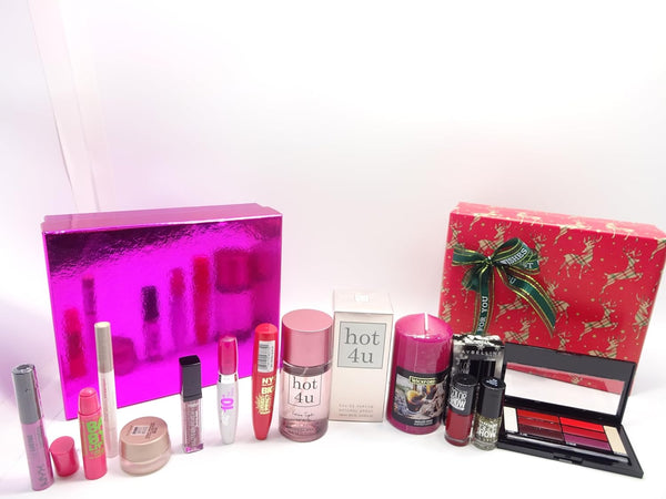 Globe Trotter Make Up Beauty Bundle For Women Make Up Candle Perfume Christmas Gift Set Gift Wrapped Box