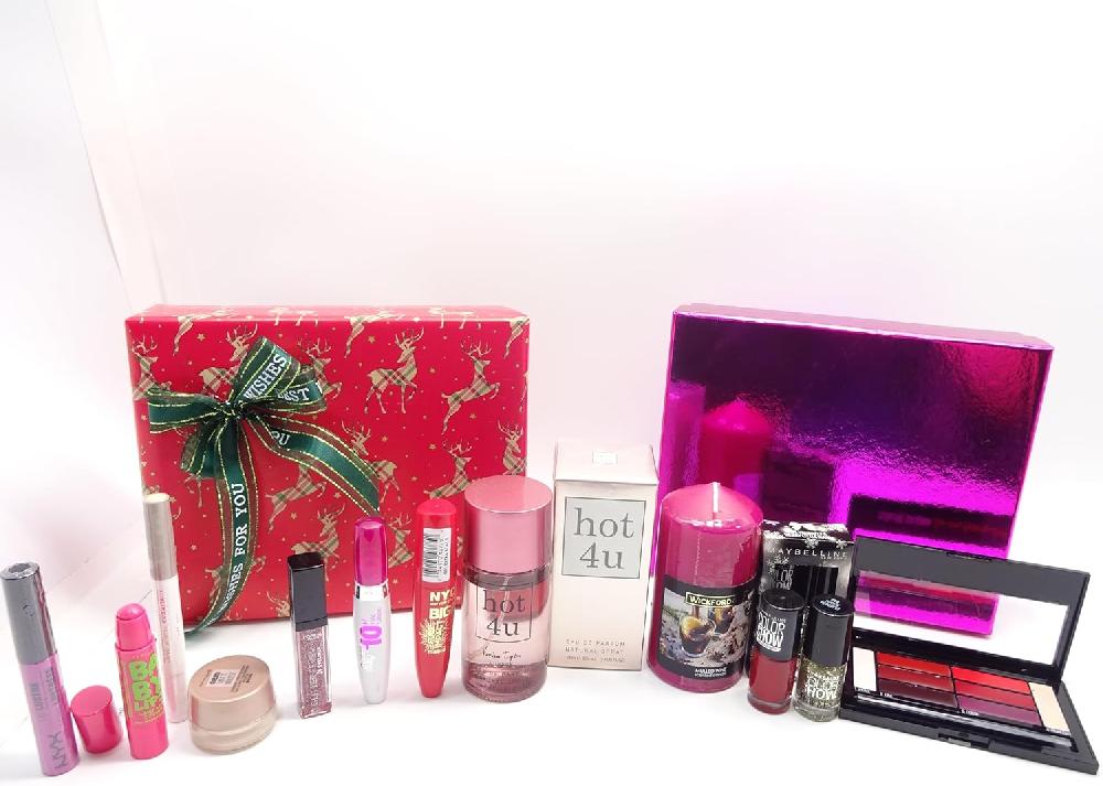 globe trotter Make Up Beauty Bundle For Women Make Up Candle Perfume Christmas Gift Set Gift Wrapped Box