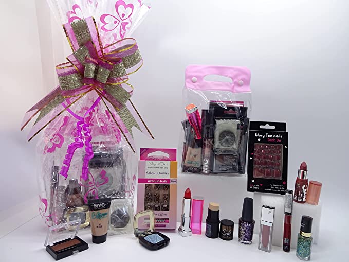globe trotter Make Up Bundle Gift Hamper For Her Make Up Nails Toe Nails Pouch & Eyeshadow Gift Wrapped