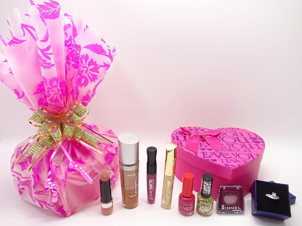 globe trotter Make Up Bundle Gift Hamper Rimmel 7pc Gift Set Crystal Ring In Gift Box Included