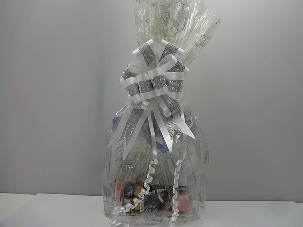 Globe Trotter Make Up Gift Hamper 13pc Make Up Set + Free Items - Foundation + Crystal Ring + Make Up Bag