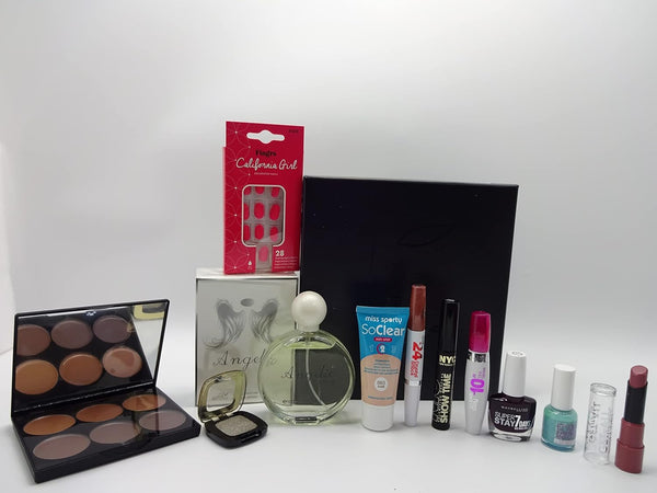 Globe Trotter Make Up & Perfume Collection Beauty Bundle Gift Hamper