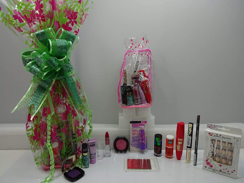 globe trotter Make Up Set Beauty Gift Hamper Variety Beauty Products Foundation Make Up Bundle For Her