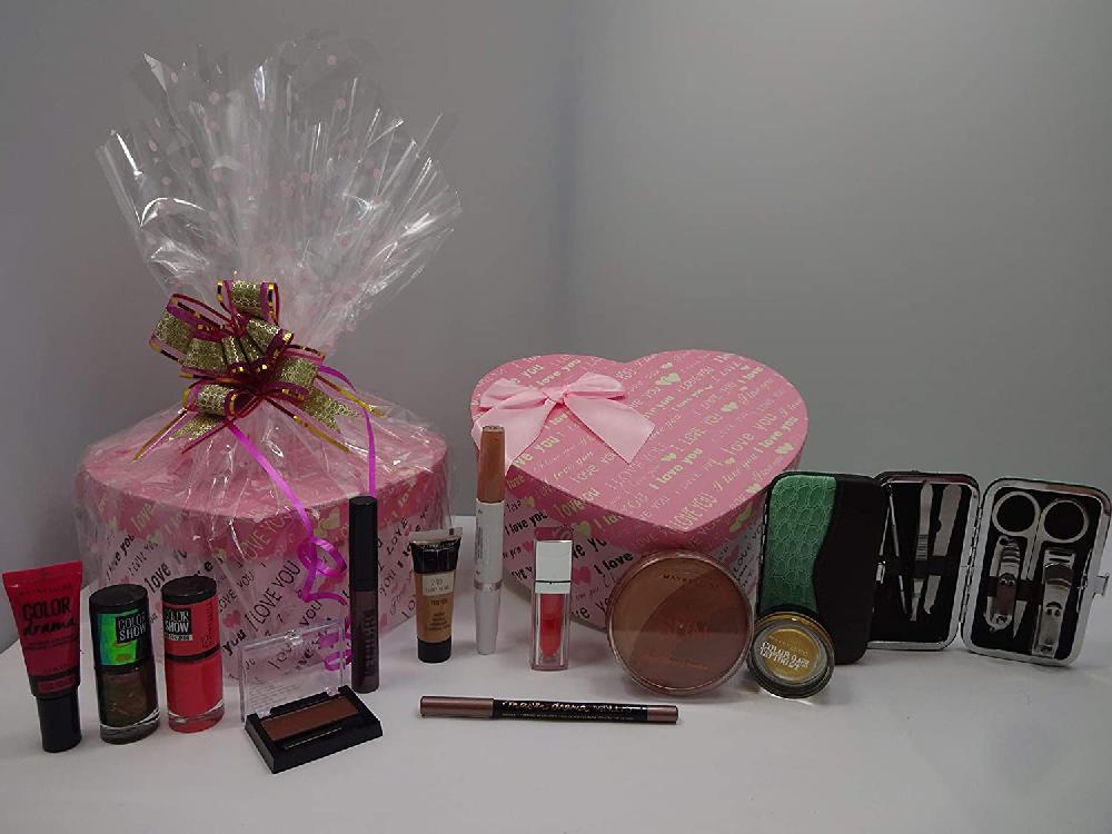 globe trotter Maybelline 10 Piece Make Up Beauty Bundle Gift Box Valentines Gift Hamper