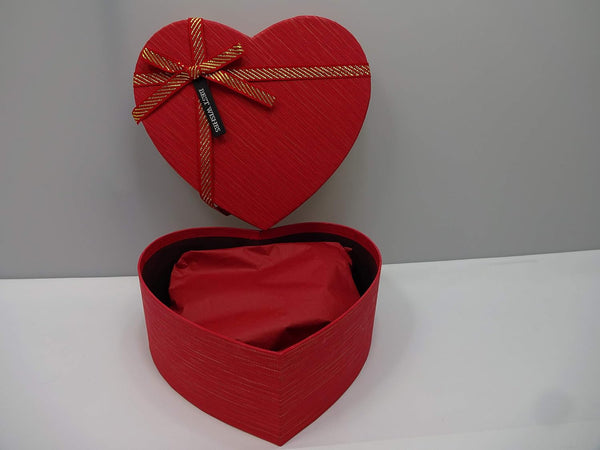 Globe Trotter Maybelline 8 Piece Beauty Box Valentines Gift Set For Her Beauty Bundle For Women