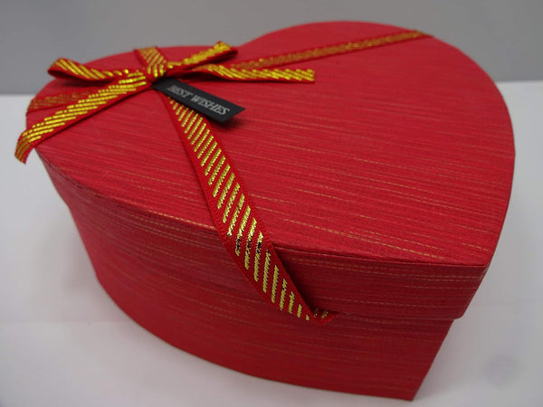 Globe Trotter Maybelline 8 Piece Beauty Box Valentines Gift Set For Her Beauty Bundle For Women