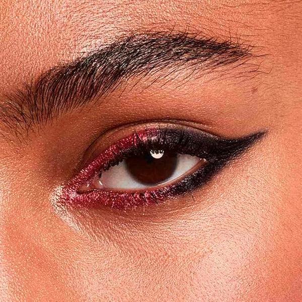 Globe Trotter Maybelline Matte And Metallic Eye Duo Stick 04 Goals Courage