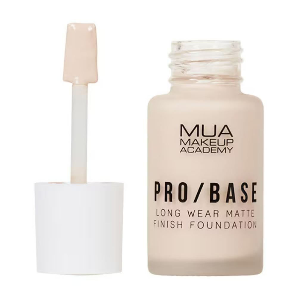 globe trotter MUA #101 PRO/BASE Long Wear Matte Finish Foundation - 30ml