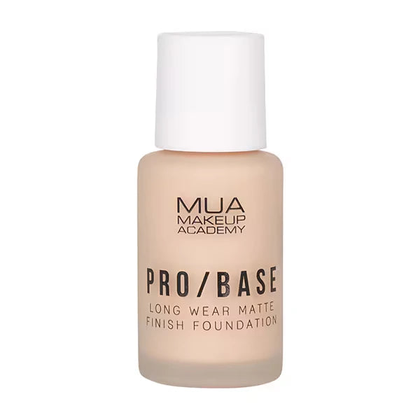 Globe Trotter MUA #140 PRO/BASE Long Wear Matte Finish Foundation - 30ml