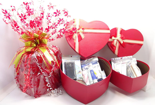 Globe Trotter No.7 Unique Gift Hamper The Blockbuster Collection Skincare & Makeup Beauty Box Gift Hamper Lift & Luminate Gift Set