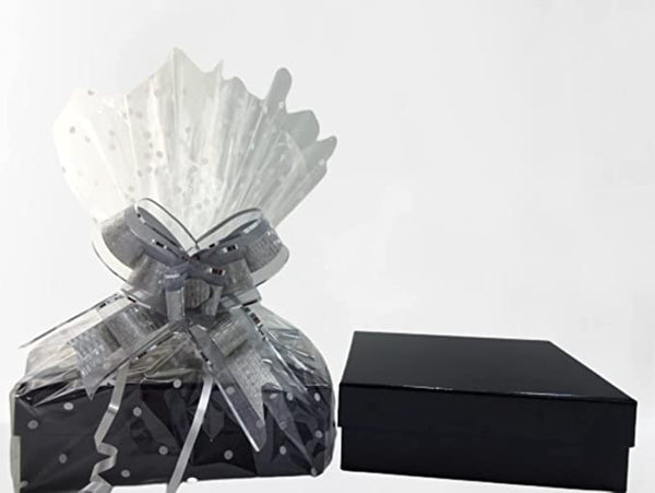 Globe Trotter No7 Glamourous Skincare & Make Up Collection Gift Hamper