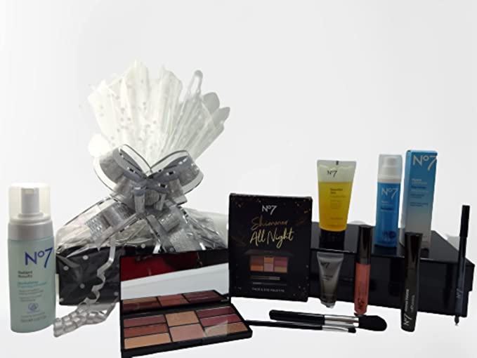 globe trotter No7 Glamourous Skincare & Make Up Collection Gift Hamper