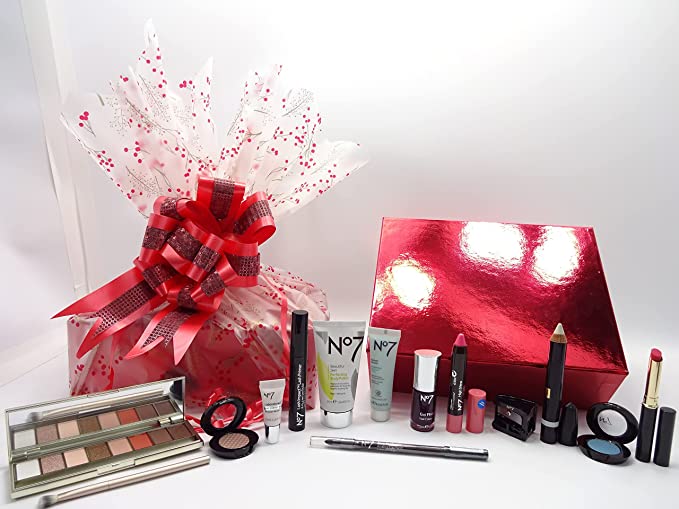globe trotter No7 Limited Edition 13pc Skincare & Make Up Gift Box Hamper - Perfect Gift for Her