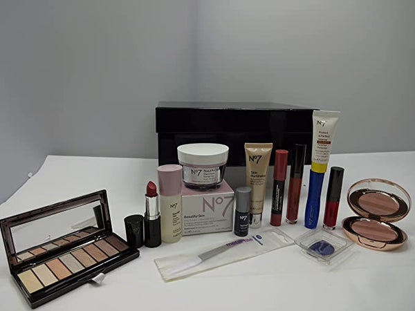 Globe Trotter No7 Limited Edition Skincare & Make Up Gift Box Gift Hamper