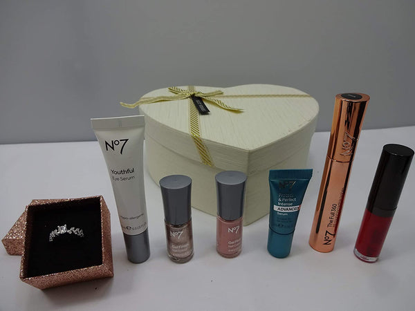 Globe Trotter No7 Lovers Day Gift Beauty Collection Gift Box Set Gift Hamper For Her