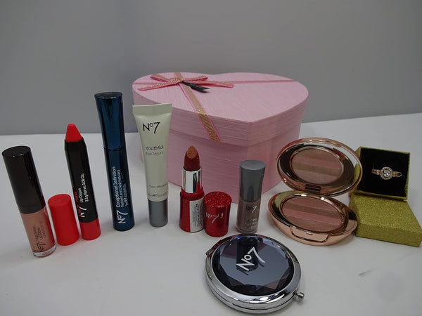 Globe Trotter No7 Luxury Skincare Make Up Gift Box Gift Hamper