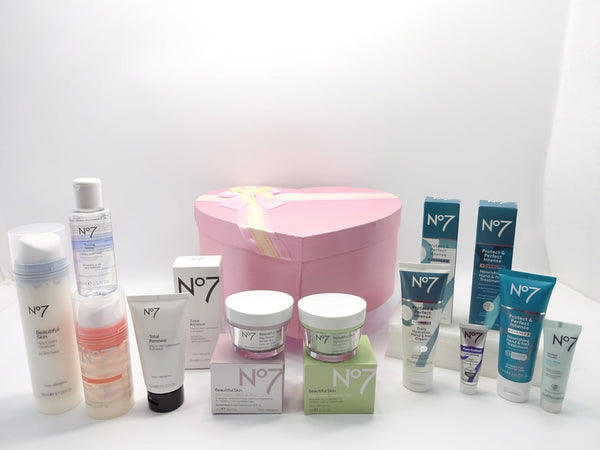 Globe Trotter No7 Luxury Valentines Hamper Beauty Box Skincare & Make Up Collection Gift Set Gift Wrapped Crystal Pendant Earring Set