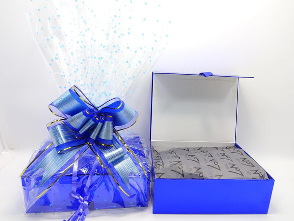 Globe Trotter No7 Men's Gift Hamper – No7 Energising Bath & Skincare Set With Cool Blue 100ml EDT & Blue Magnetic Closure Gift Box