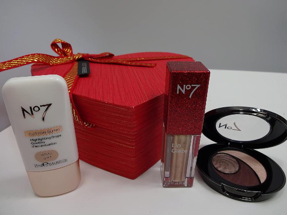 globe trotter No7 Shimmer Valentines Beauty Box Gift Set - No7 Highlighting Drops No7 Lip Glaze Nude No7 Stay Perfect Trio Eye Shadow Warm Nudes