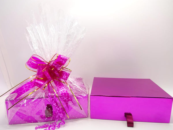 Globe Trotter No7 The Perfect Skincare Collection Gift Set Hamper – Luxury Skincare For Her Ideal For Birthdays & Festive Occasions