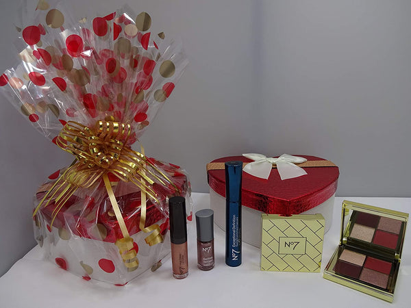 Globe Trotter No7 Valentines Hamper For Her Make Up Beauty Collection Mini Eye Palette Nail Colour Mascara Lip Gloss Set