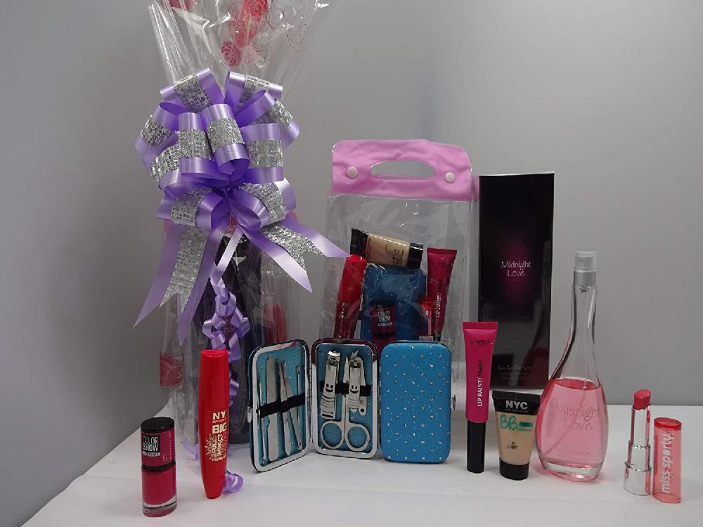 globe trotter Perfume & Make Up Gift Hamper Luxury Beauty Bundle Gift Set