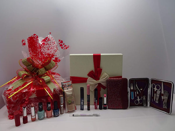 Globe Trotter Rimmel London 14 Piece Luxury Beauty Box Gift Hamper Gift Wrapped