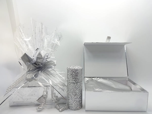 Globe Trotter Rimmel London Beauty Gift Box Hamper - Makeup Collection Bundle + Kabuki Brush Set With Stand