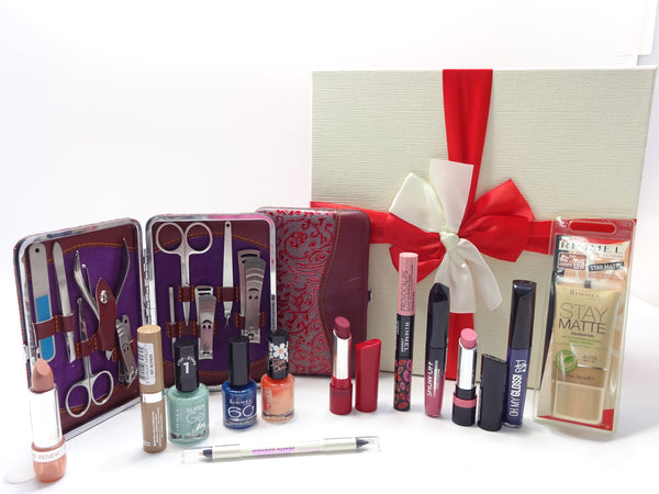 Globe Trotter Rimmel London Luxury Beauty Bundle Box Gift Hamper Free Manicure Kit