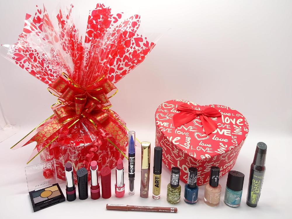 globe trotter Rimmel London Luxury Beauty Bundle Gift Hamper For Her Free Crystal Earrings Included