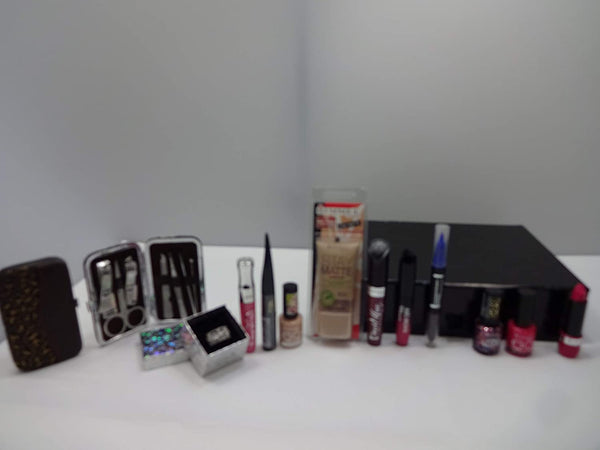 Globe Trotter Rimmel London Make Up Bundle Collection Gift Hamper Crystal Ring Manicure Set
