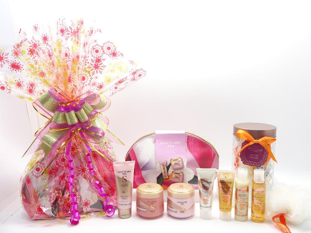 globe trotter Sanctuary Spa Luxury Celebration Hamper Gift For Her