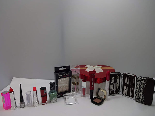 Globe Trotter Valentines Gift Luxury Beauty Bundle Gift Hamper For Her Free Crystal Studs Included