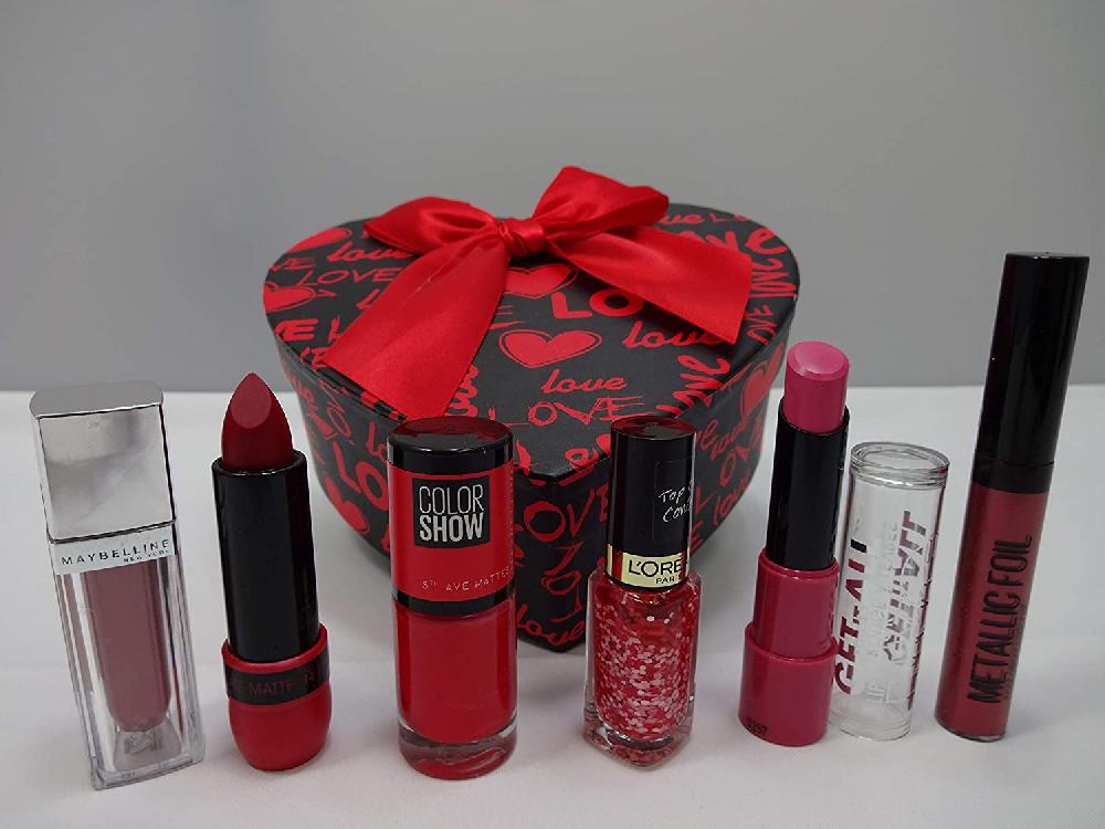 globe trotter Valentines Make Up Bundle For Her Love Heart Gift Box Set