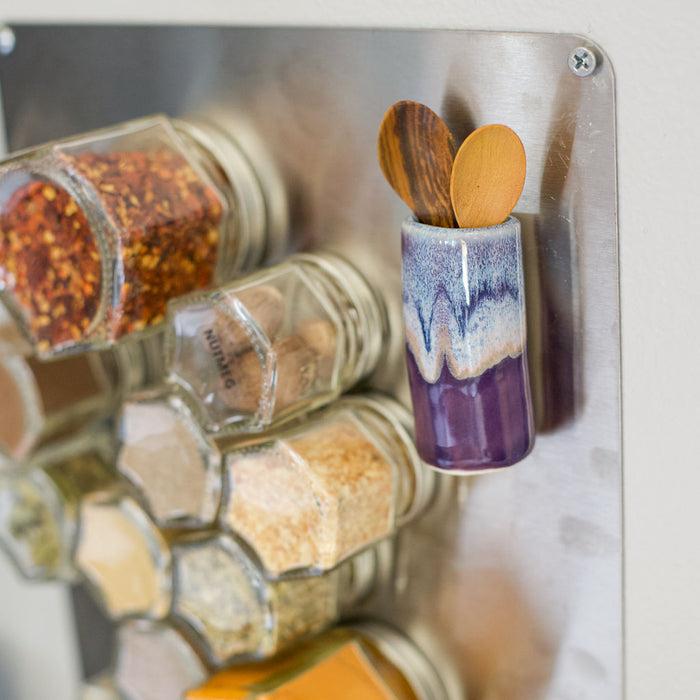 Gneiss Spice Ceramic Magnetic Spoon Holder