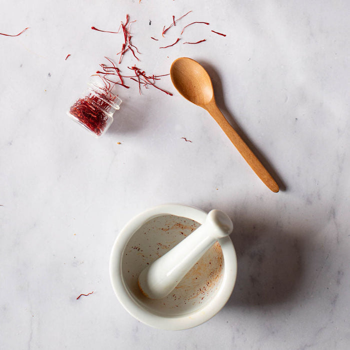 Gneiss Spice Saffron Bundle — Jar Of Saffron With Mini Mortar & Pestle