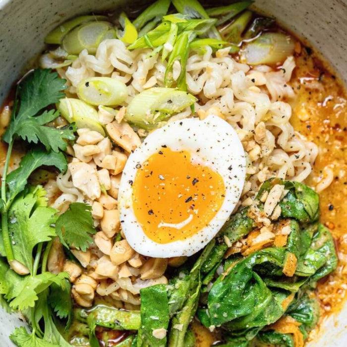 Gneiss Spice Tenderheart: A Cookbook About Vegetables And Unbreakable Family Bonds By Hetty Luis McKinnon