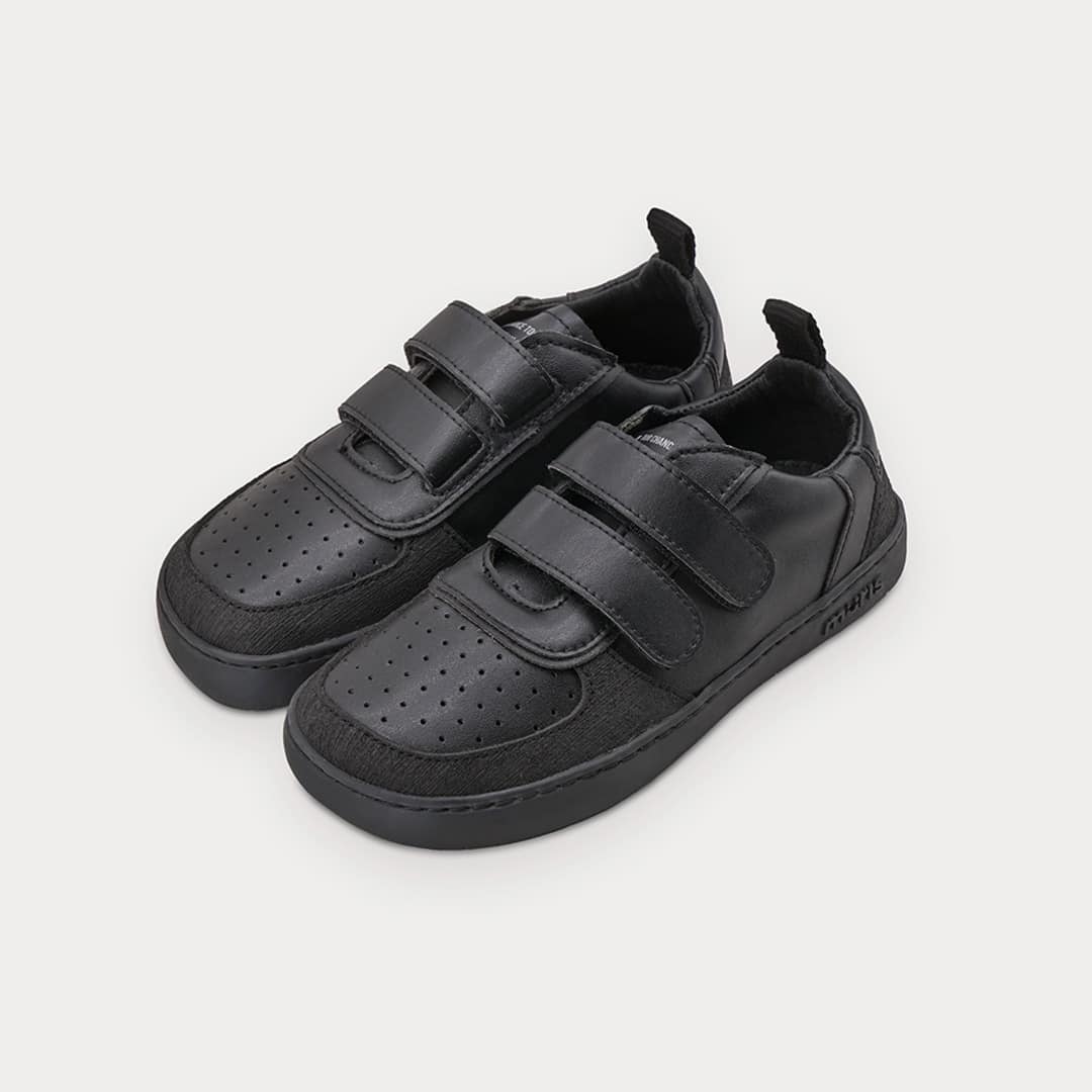 Go Barefoot Muris – Petra Junior – Black