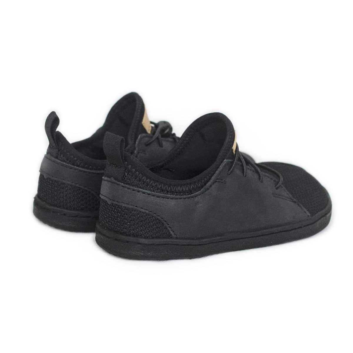 Go Barefoot Pegres BF 33 Black Sole