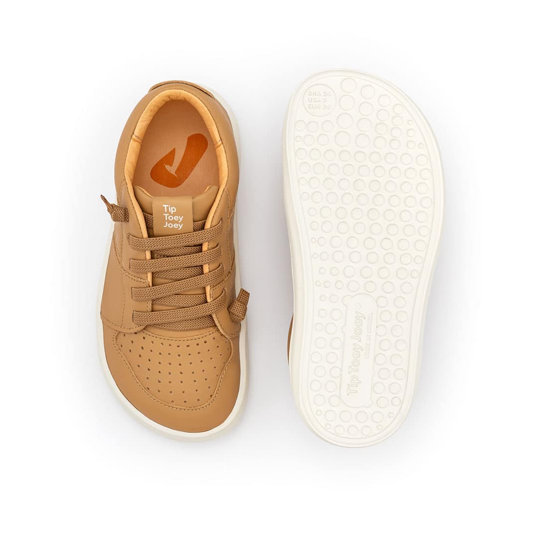 go barefoot Tip Toey Joey – Ramp Ollie – Hay