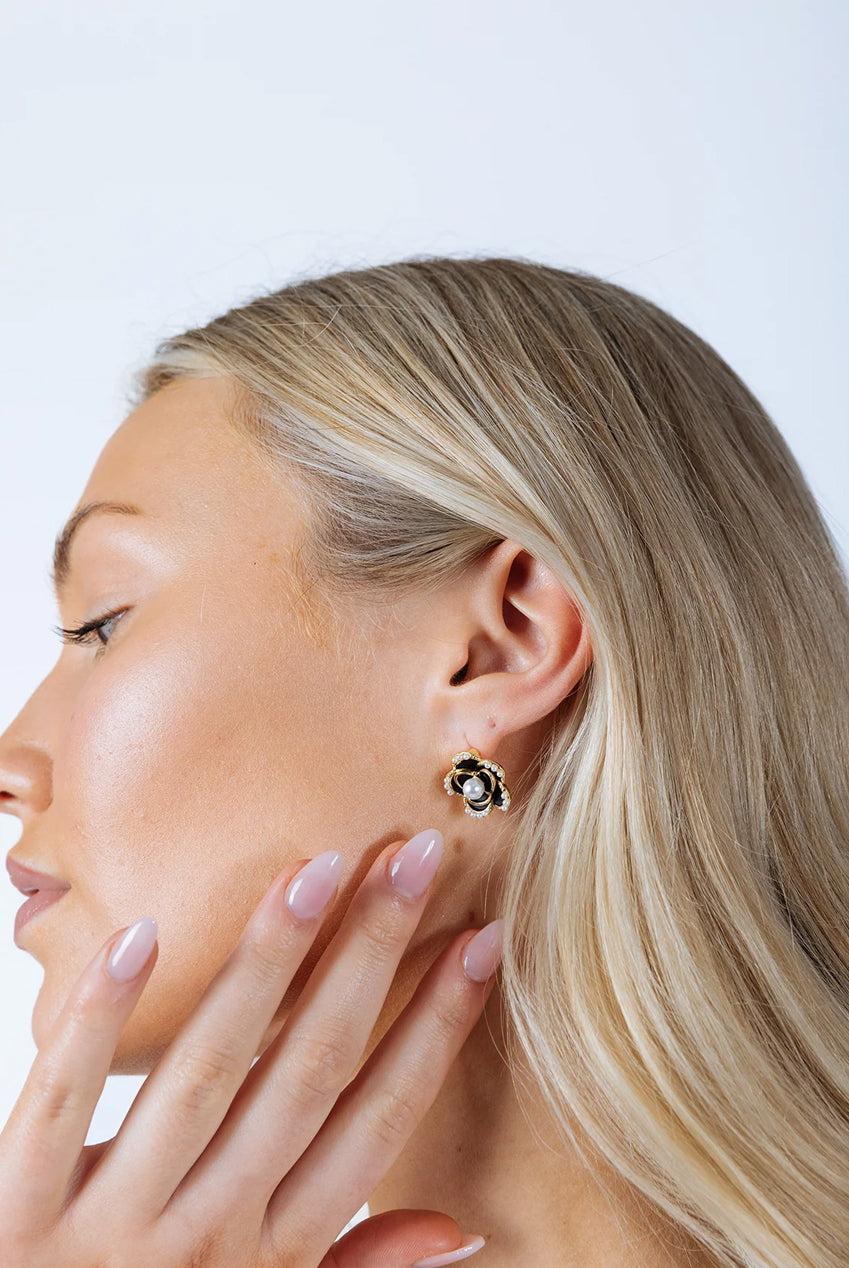 goddiva Black Flower Pearl Earrings In Gold by SVNX