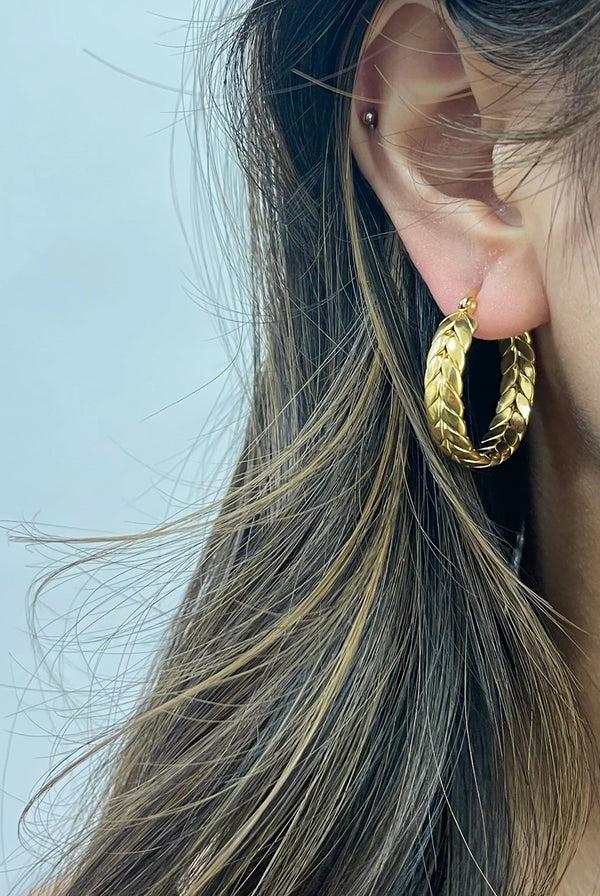 Goddiva Braided Hoop Earrings In Gold By SVNX