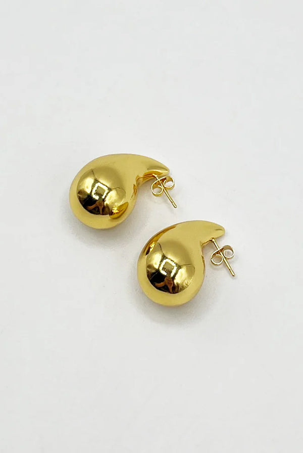Goddiva Chunky Waterdrop Earrings In Gold By SVNX