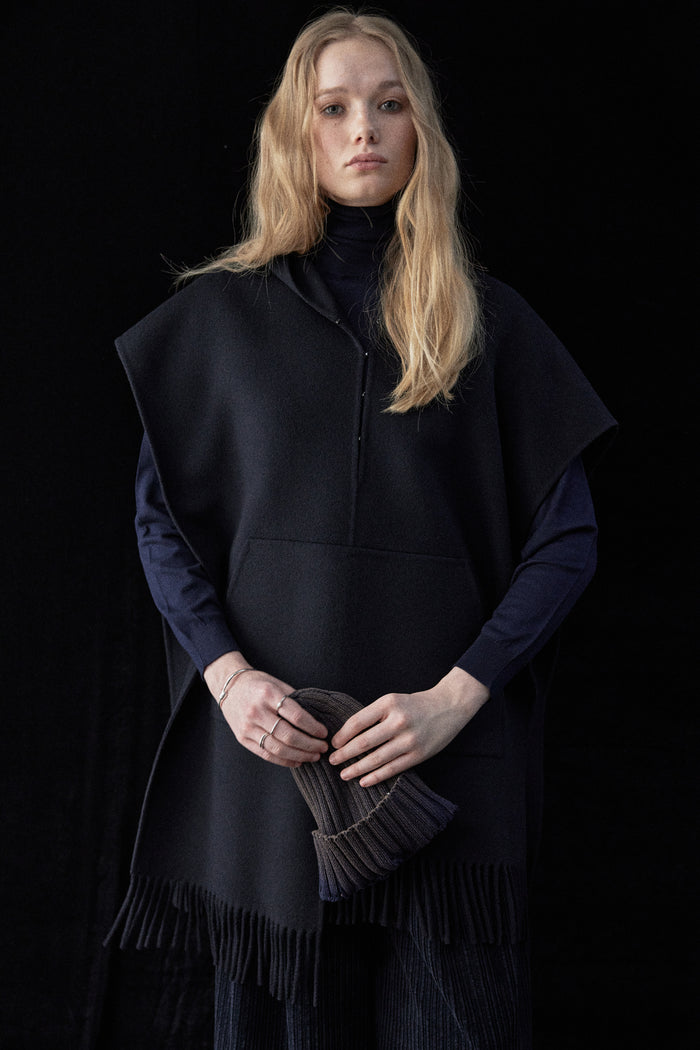 goen.j Double-faced wool-blend fringed hood poncho NAVY
