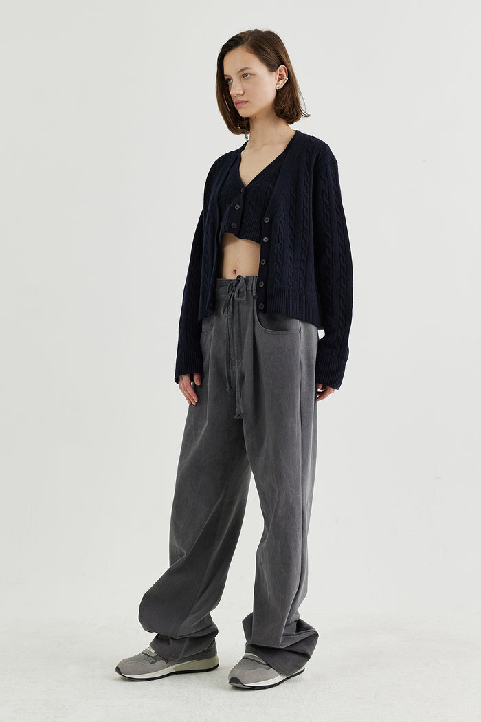 Goen.j Double-layered Cropped Front Panel And Cable Knit Cardigan NAVY