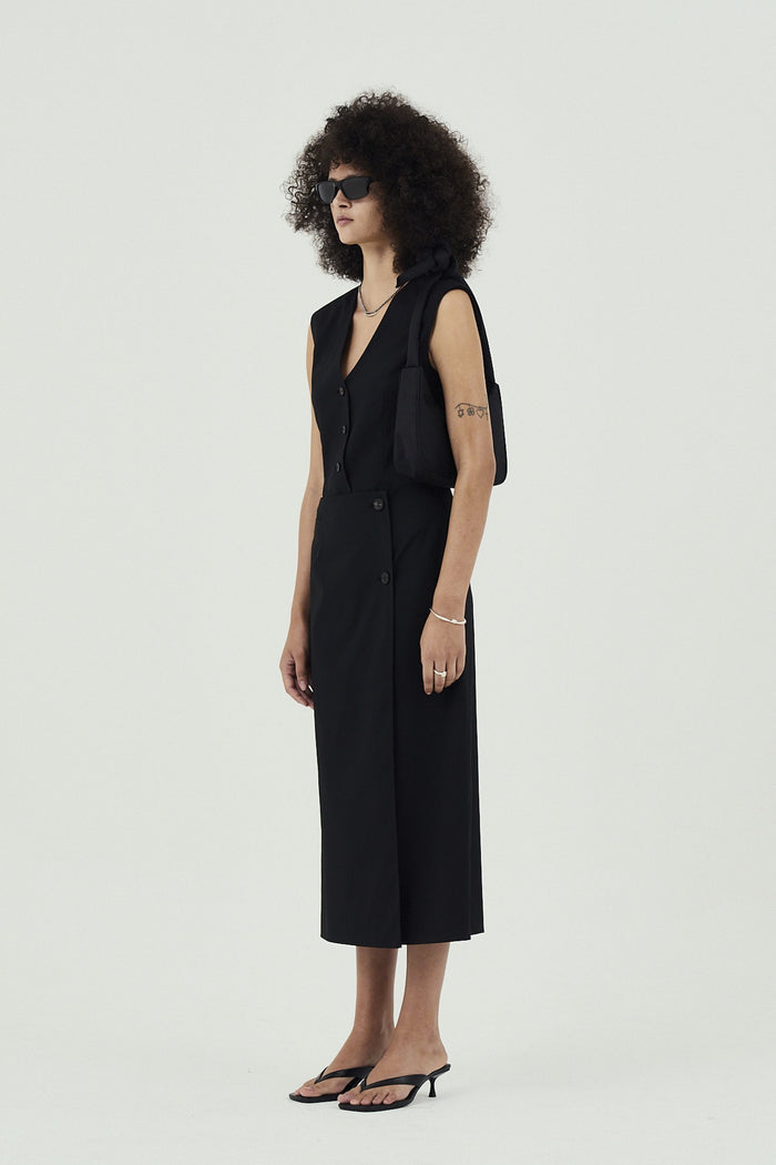 Goen.j Double-layered Cropped Front Vest Panel Dress BLACK