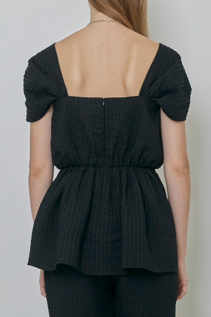 Goen.j Draped Shoulder Seersucker Gathered Top BLACK