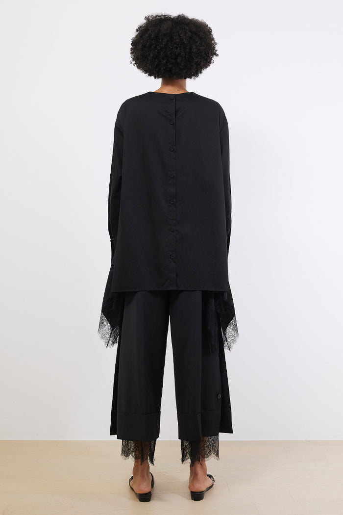 Goen.j Embellished Lace-trimmed V-neck Cotton Shirts BLACK